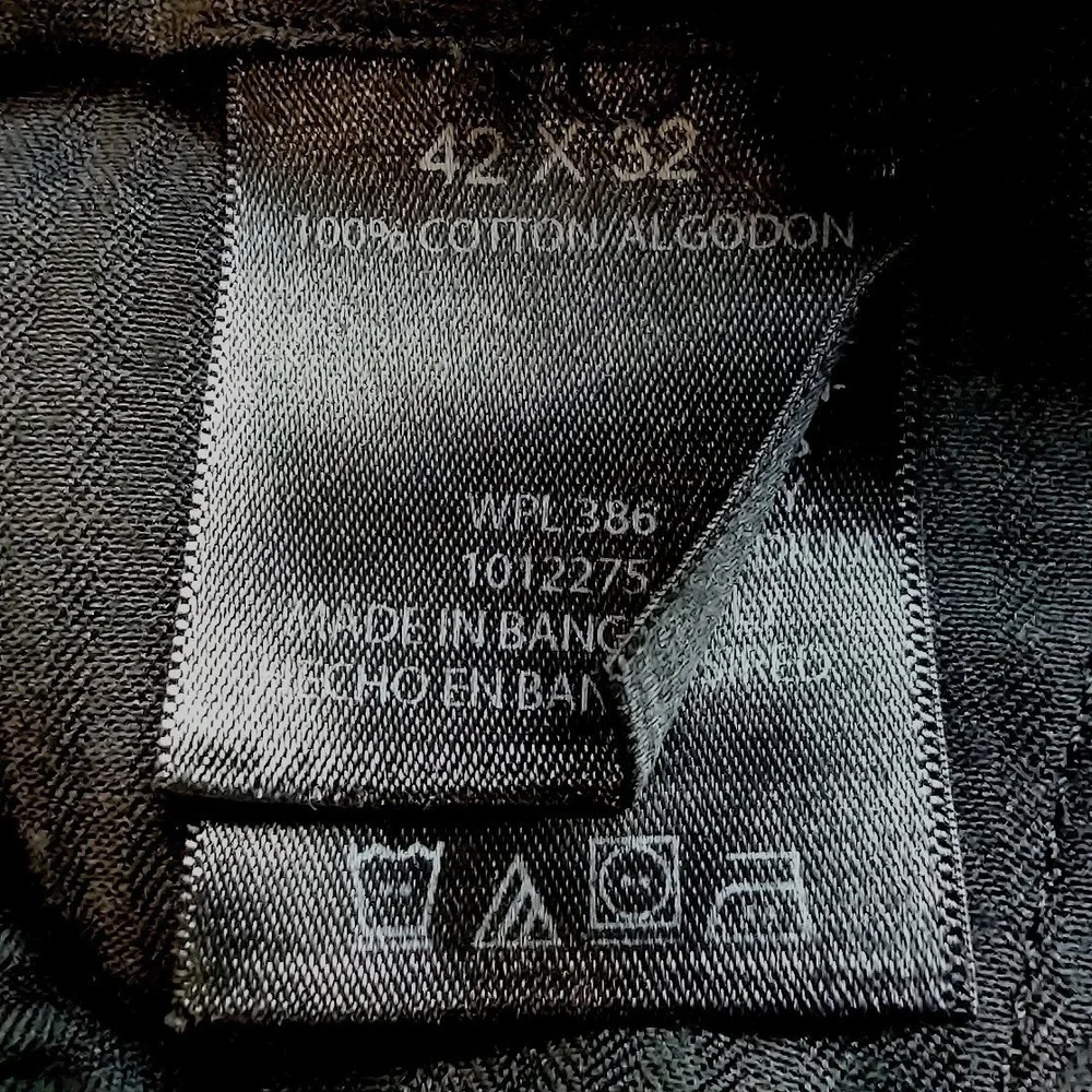 Haggar Khaki Pants Men's Straight Fit Size 42WX32L Comfort Waist Plain front New